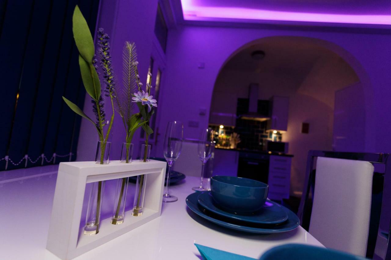Clifton Bespoke Serviced Apartments Leeds  Exterior photo