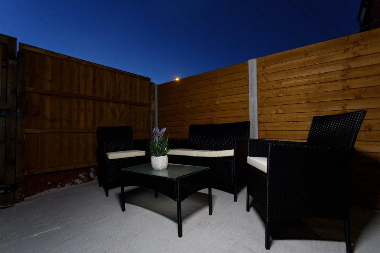 Clifton Bespoke Serviced Apartments Leeds  Exterior photo